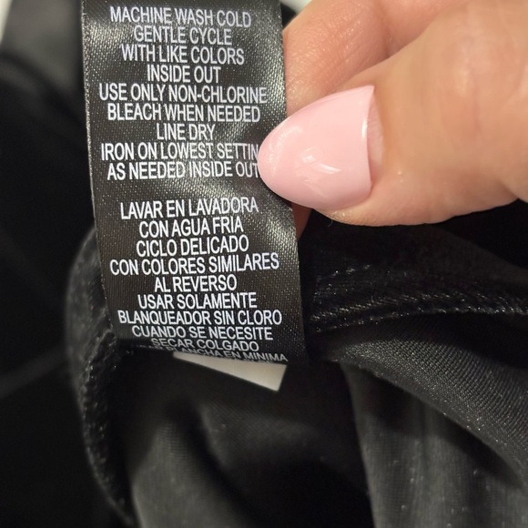 Sandra Darren Black Long Sleeve Velvet Dress Satin Trim Ruched Waist Womens 10 - Picture 11 of 11